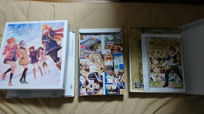 エロゲの箱を３種類並べました